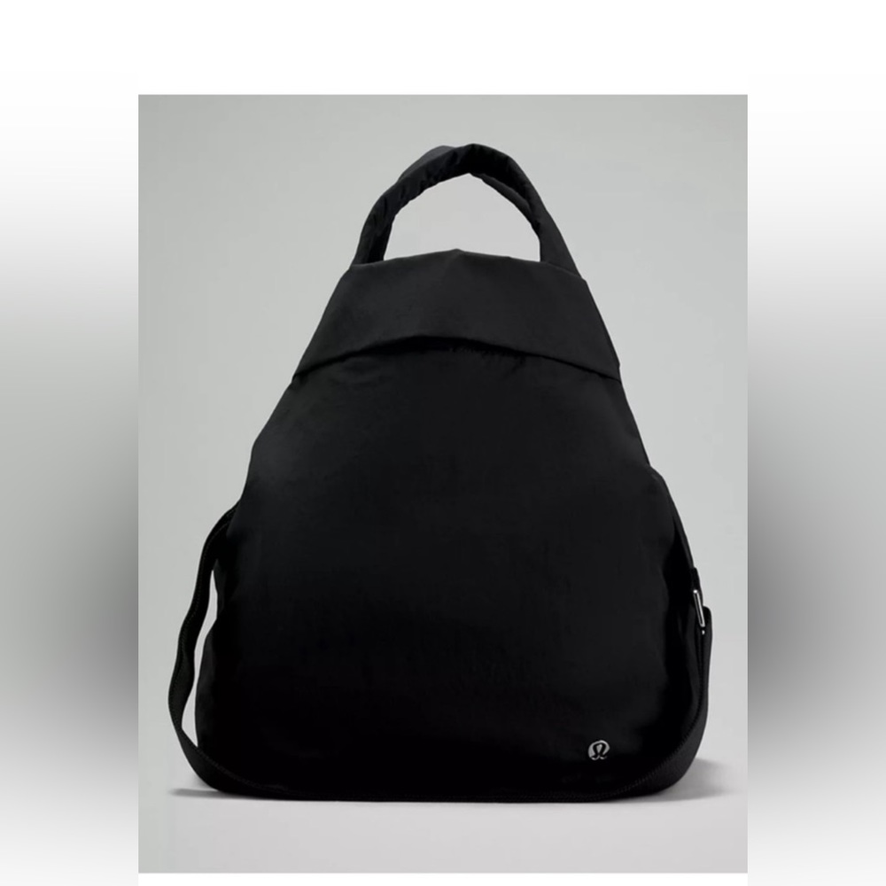 Lululemon On My Level Bag